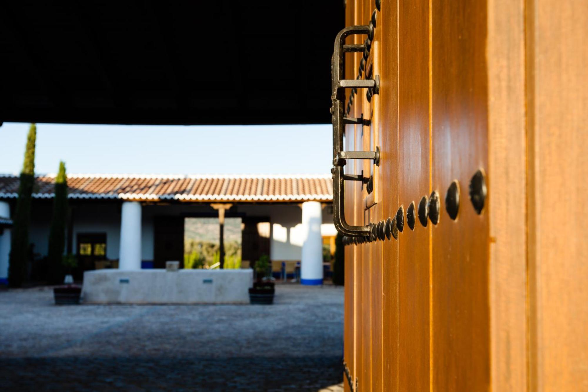 Complejo Turistico Rural Fuente Taray Lägenhet Malagón Exteriör bild